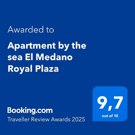By The Sea Royal Plaza 아파트